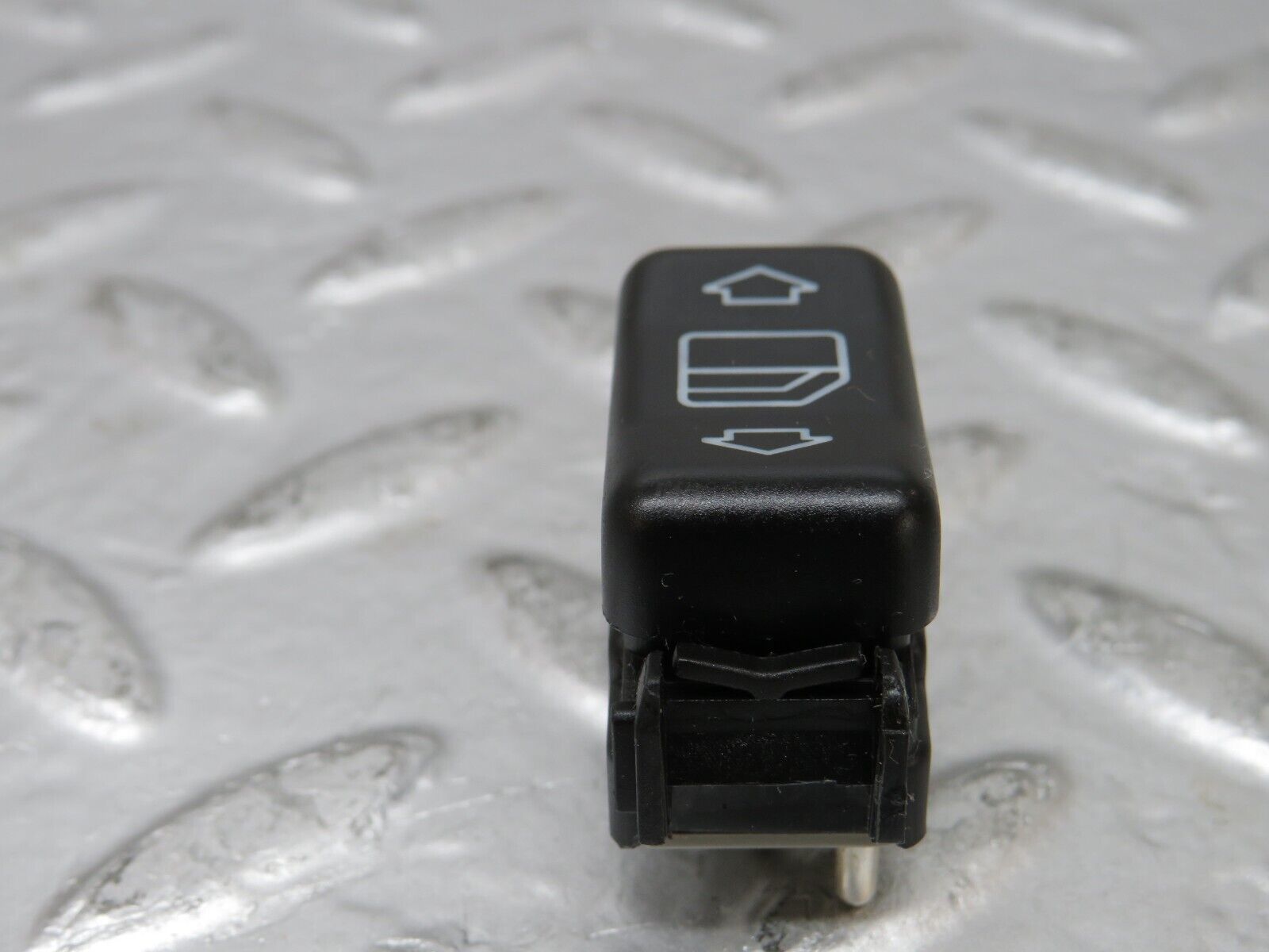 25739 Mercedes-Benz W124 280E Electric Window Switch Left 1248209410