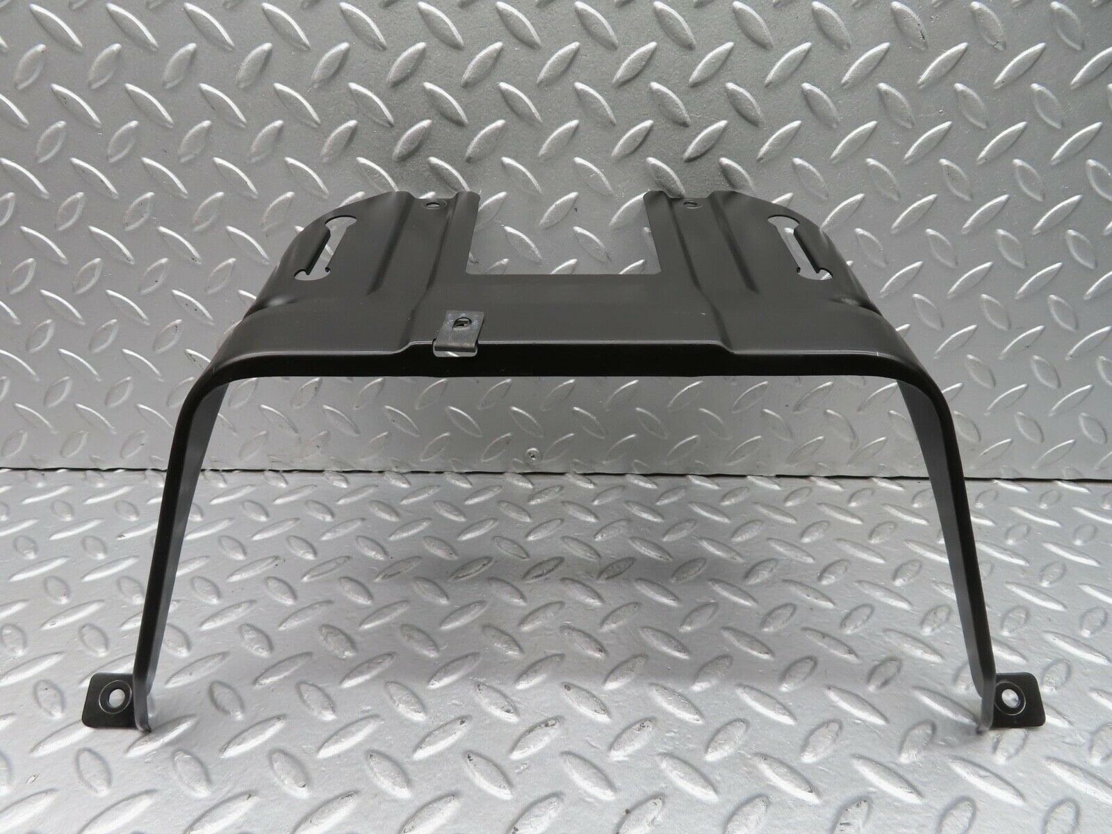 14886 Mercedes-Benz W140 S320 First Aid Box Bracket