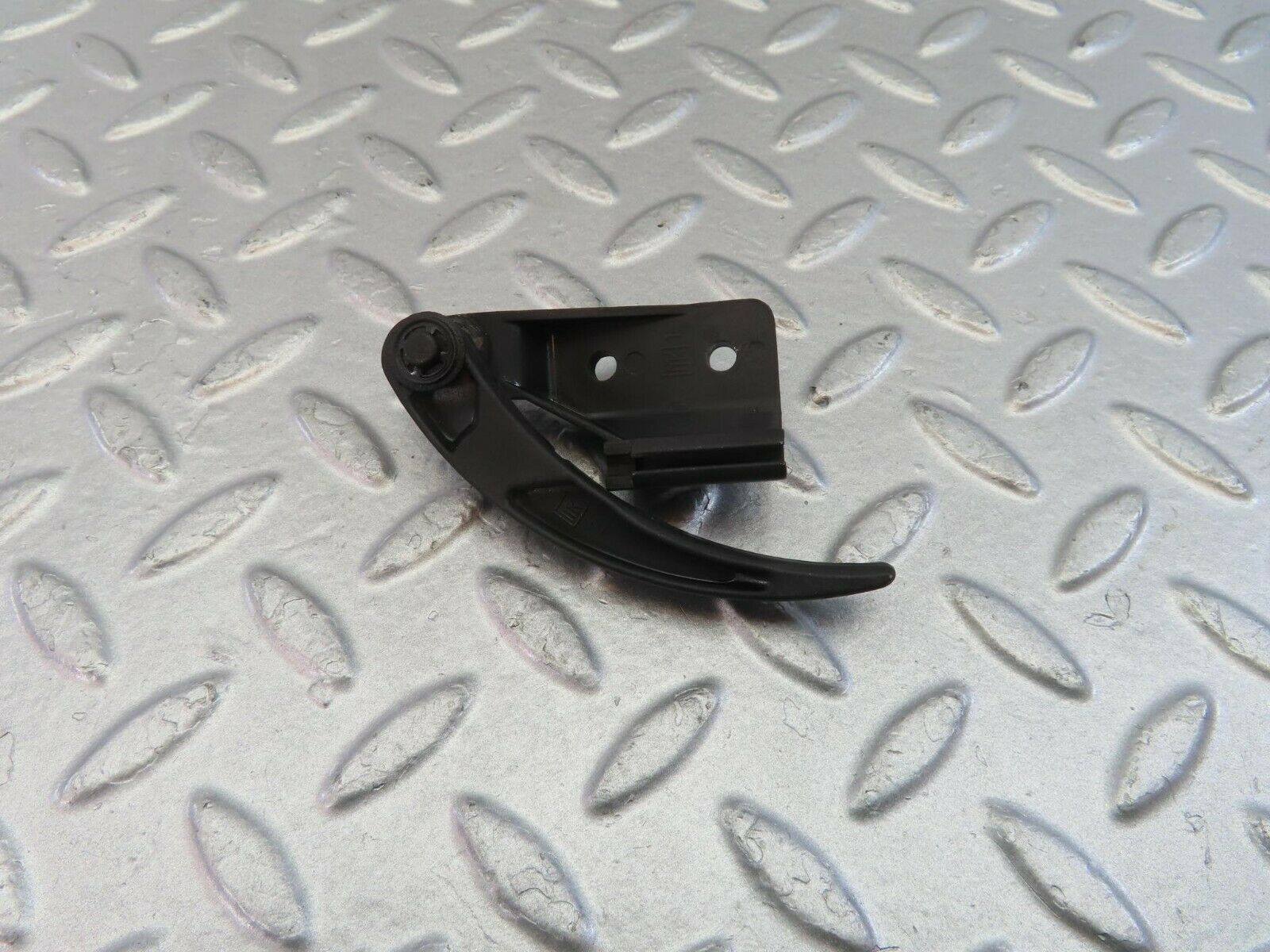 10037 Mercedes-Benz C123 230CE Coupe Hood Opener Bonnet Opener Release