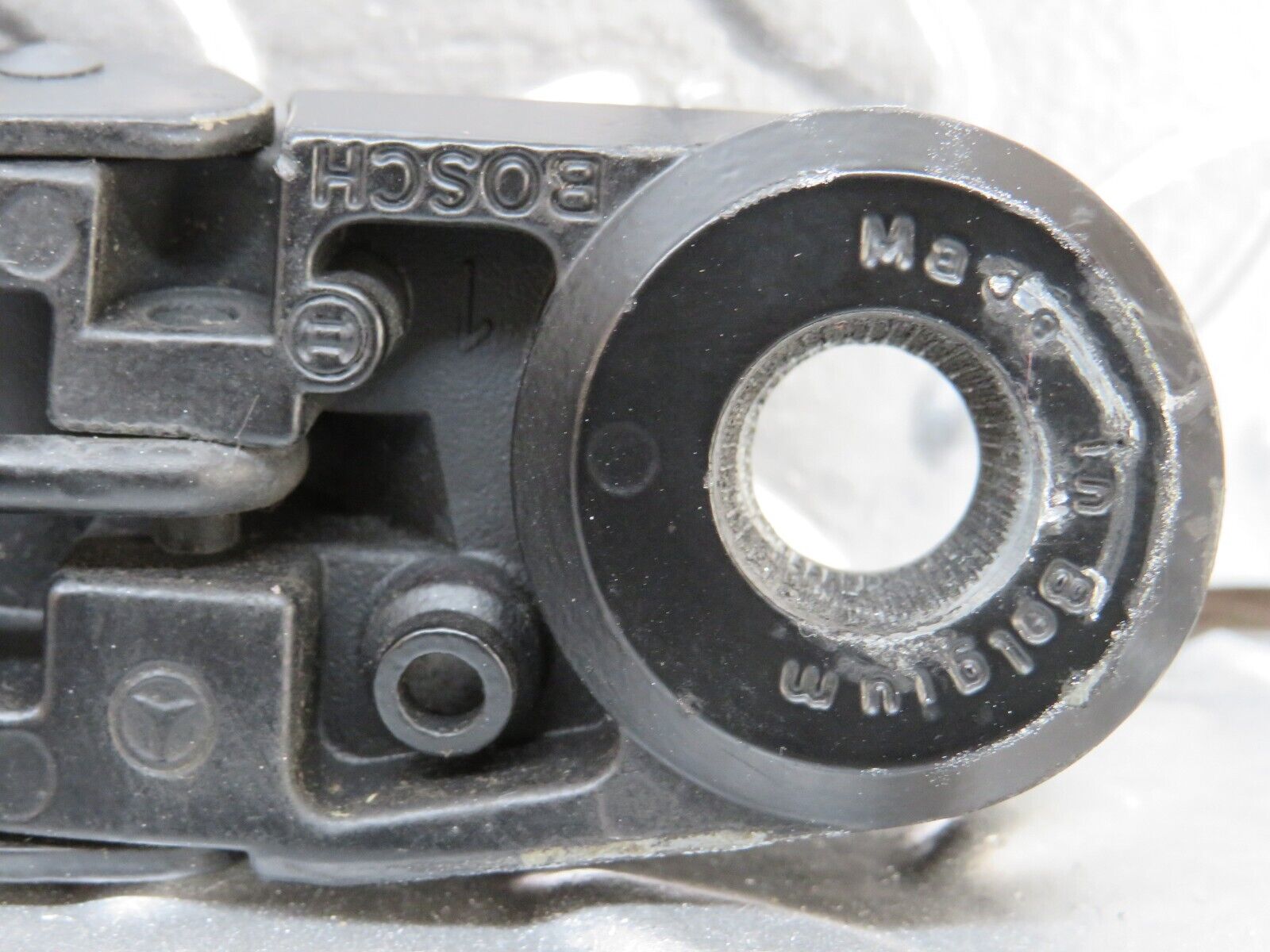 24924 Mercedes-Benz W140 S320 Wiper Arm Bosch Left Side