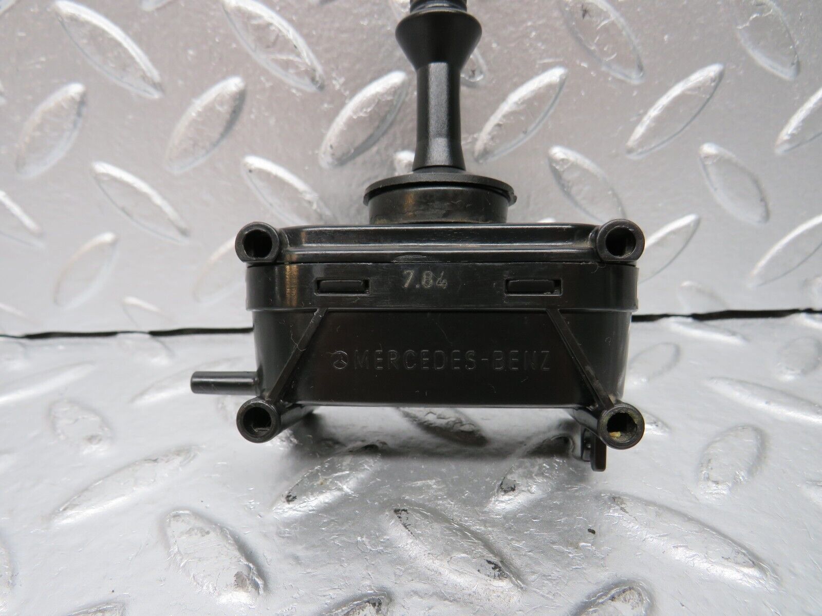 30876 Mercedes-Benz W201 190E 2.0L Door Lock Vacuum Actuator Front Left