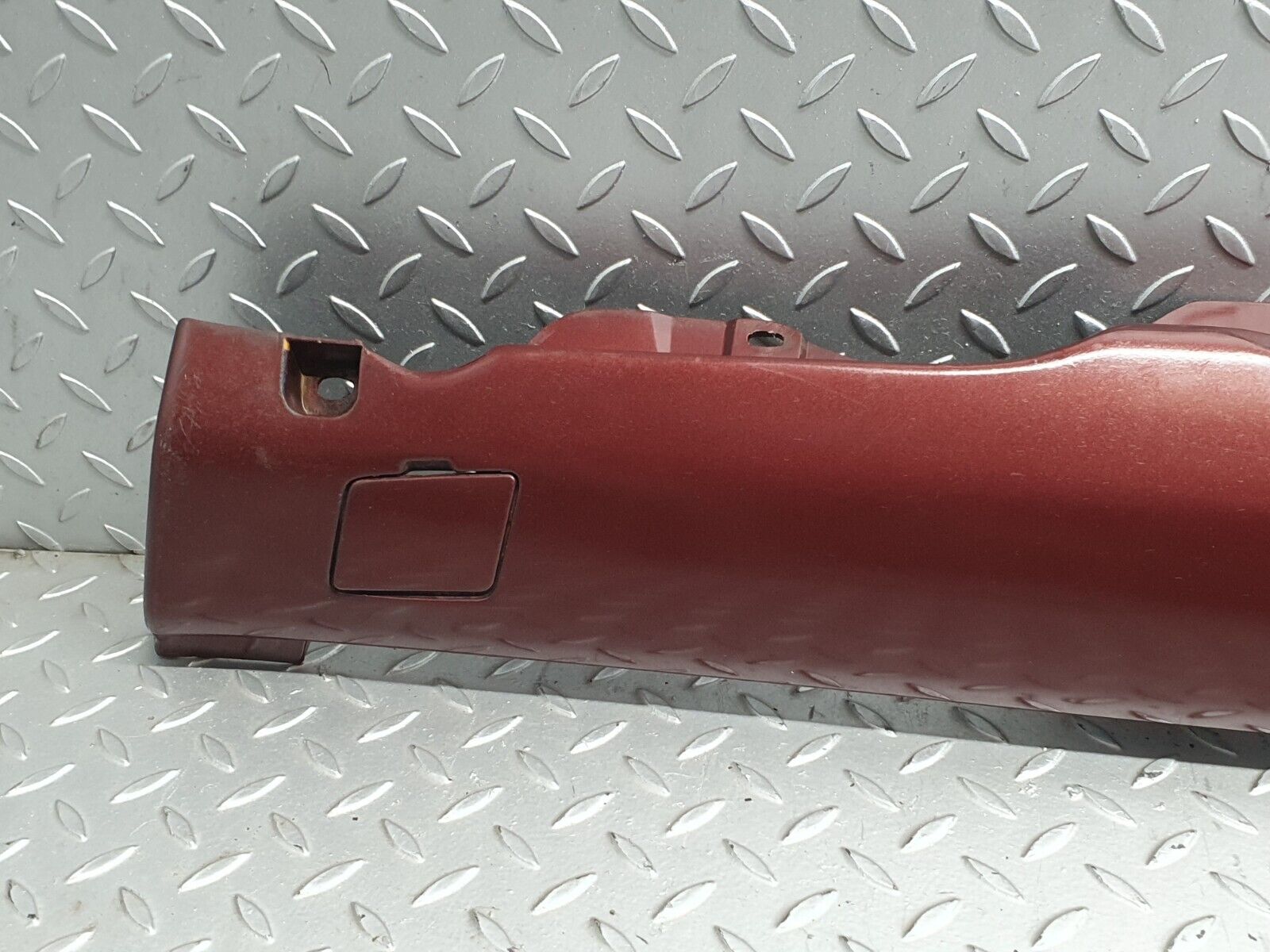 41225 Mercedes-Benz W126 300SE Side Skirt Left 1266904940 1266980330 1266980130