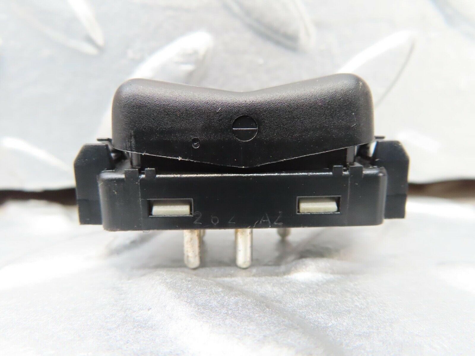 16394 Mercedes-Benz W124 260E Rear Windscreen Defroster Switch 1298207410