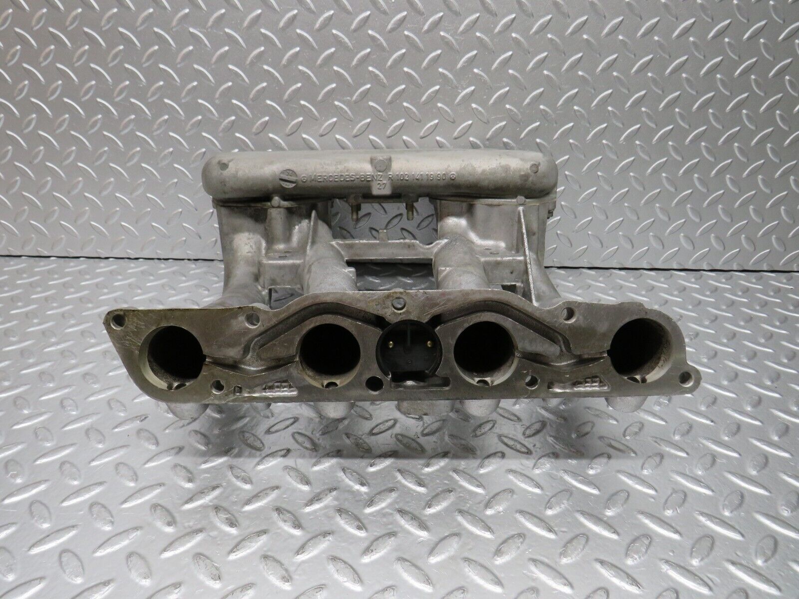 30537 Mercedes-Benz W124 230E Intake Manifold 1021413601