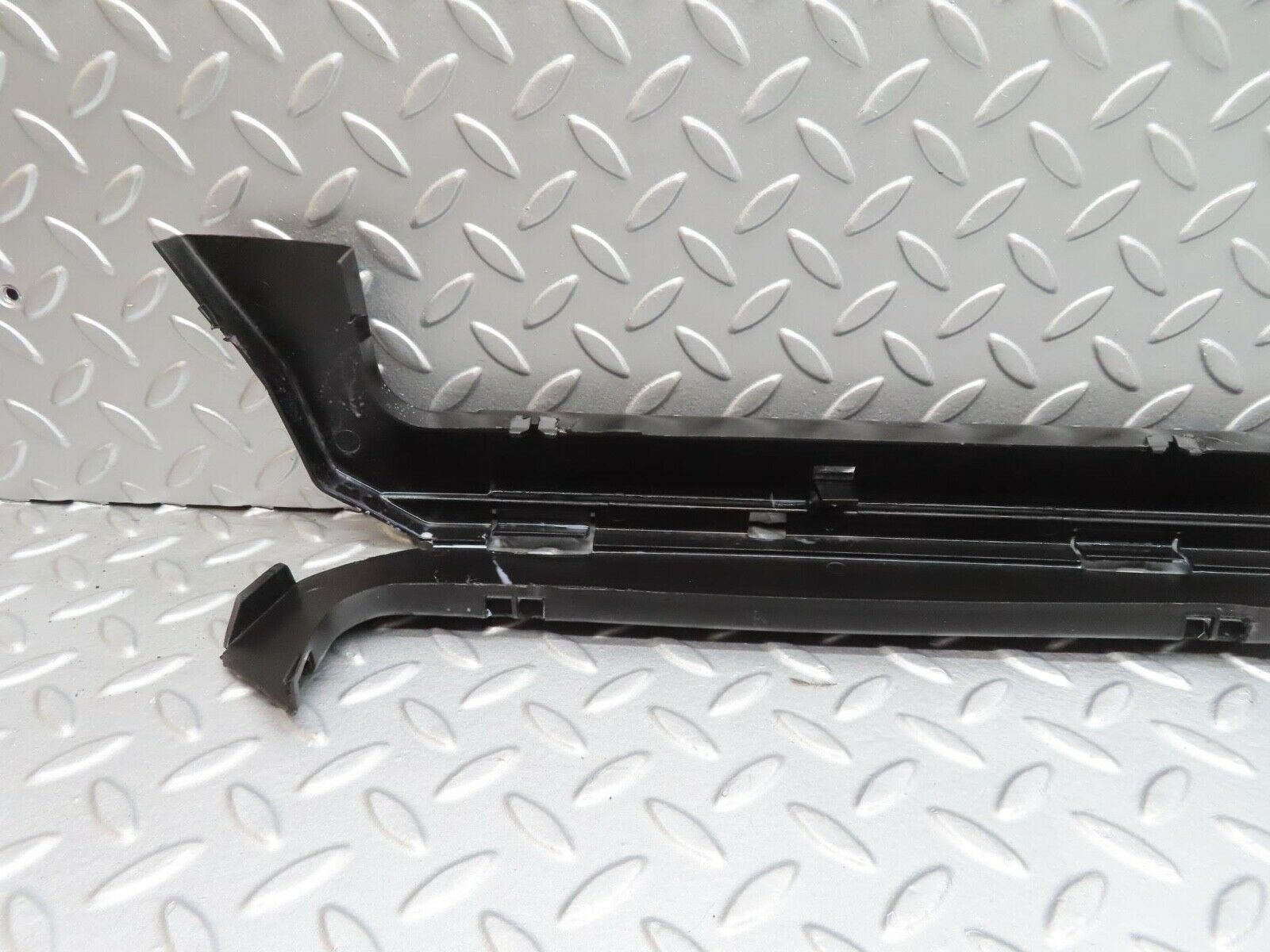 11906 Mercedes-Benz R129 300SL Coupe Right Door Sill Cable Channel 1298210836