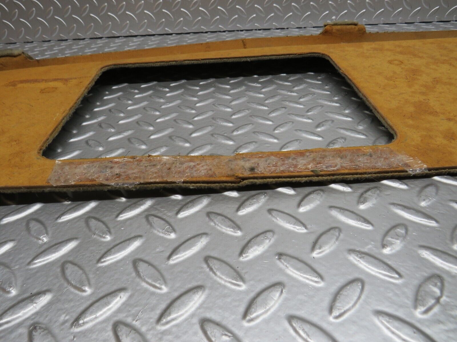 29822 Mercedes-Benz W123 230E Parcel Shelf