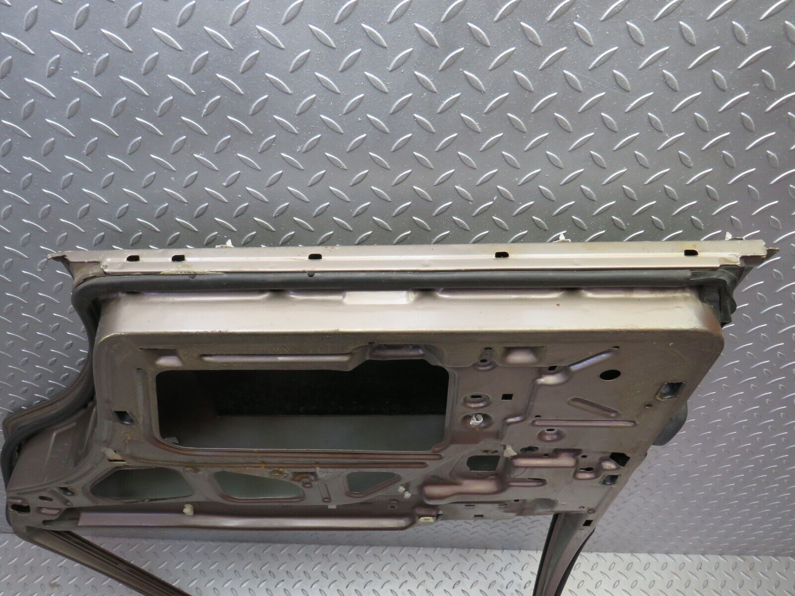 29494 Mercedes-Benz W124 230E Rear Right Door