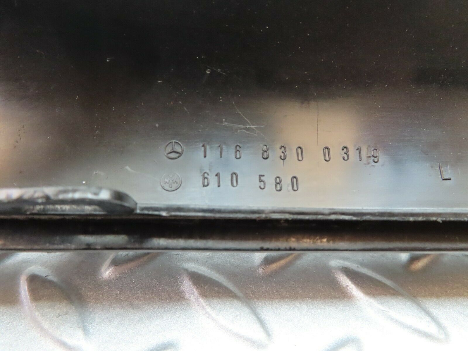 5225 Mercedes-Benz W116 350SE Dashboard Ventilation Duct Left 1168300319