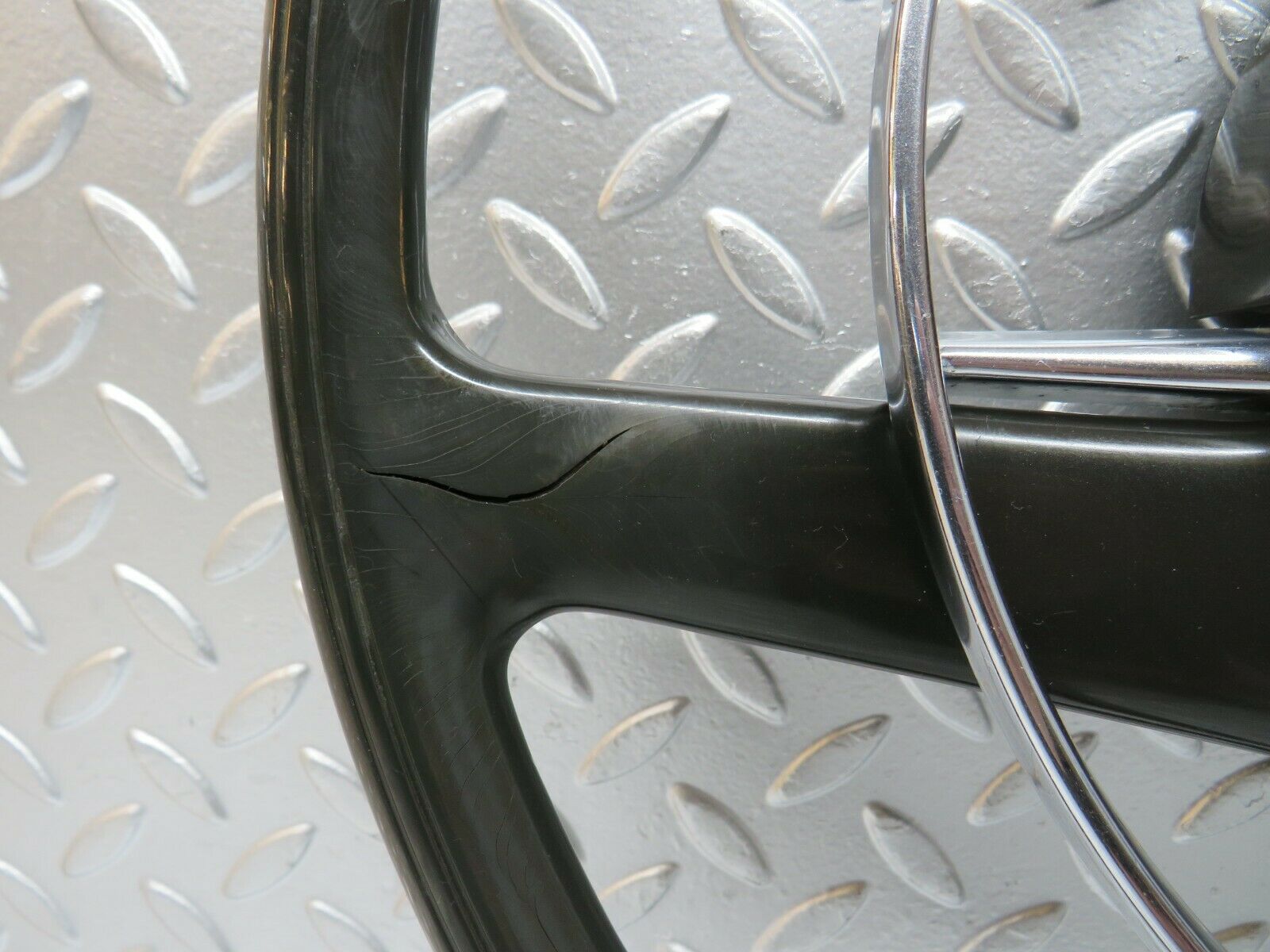 24529 Mercedes-Benz W108 Steering Wheel