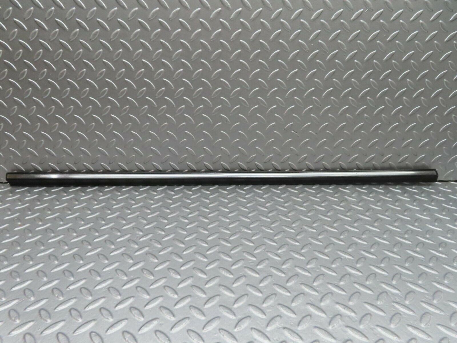 18003 Mercedes-Benz W123 200 Front Left Door Lower Trim