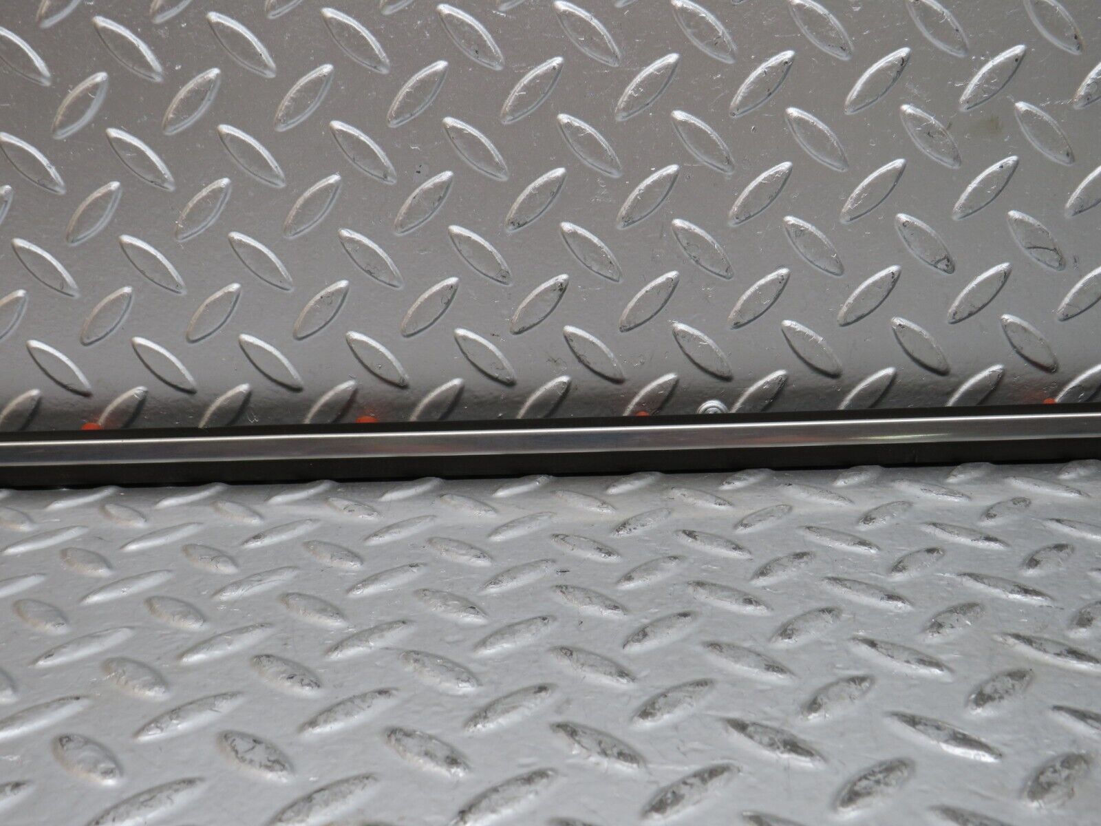 28239 Mercedes-Benz S123 240D Wagon Rear Right Door Centre Moulding Trim