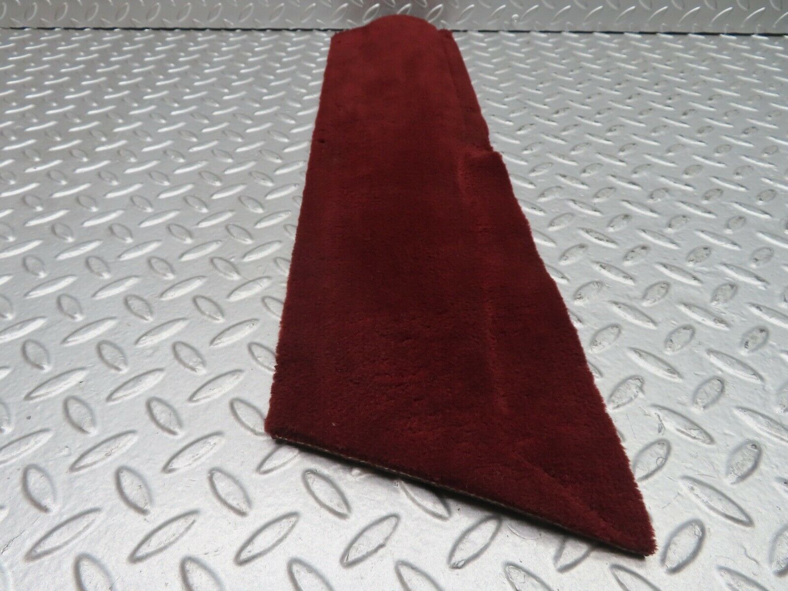 21601 Mercedes-Benz W126 300SE Rear Left Door Sill Carpet Burgundy Red
