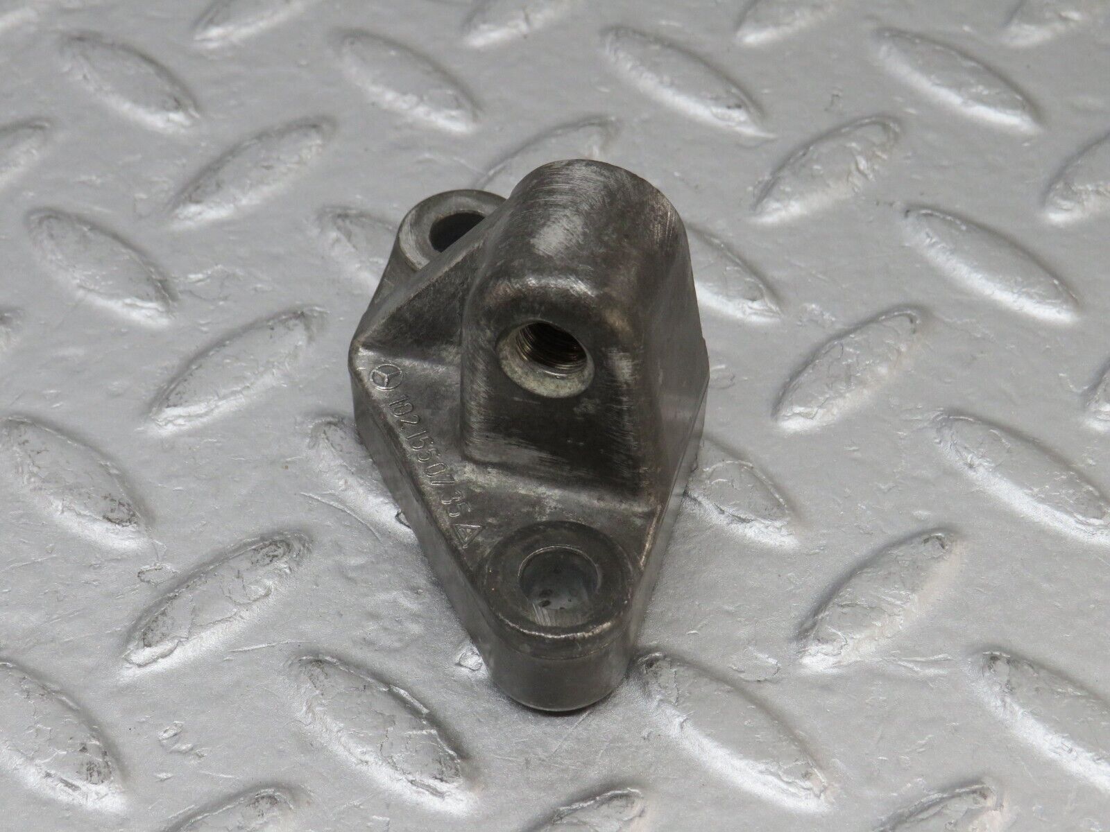 36577 Mercedes-Benz W201 190E 2.0L Alternator Generator Support Bracket 1021550735