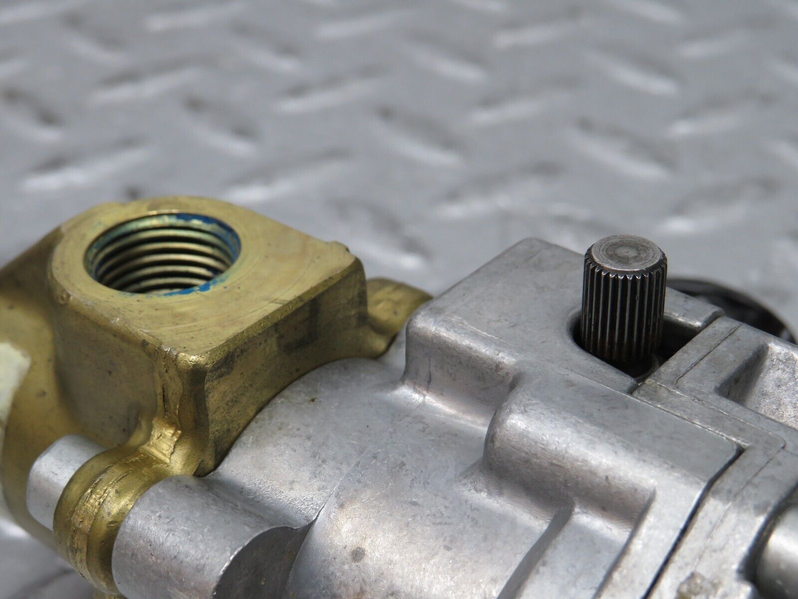 36845 Mercedes-Benz R129 300SL-24 Front Left Seat Recline Mechanism 1299100161