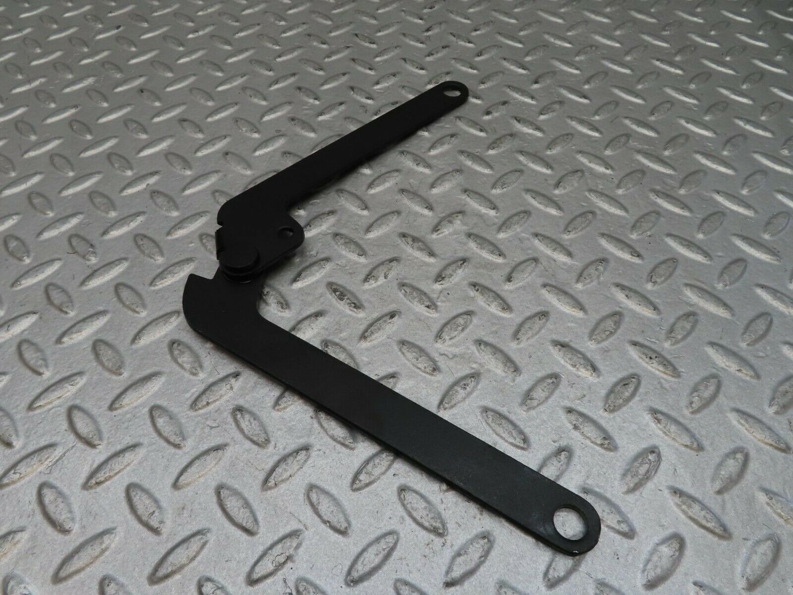 16605 Mercedes-Benz C107 380SLC Bonnet Hinge Right Side