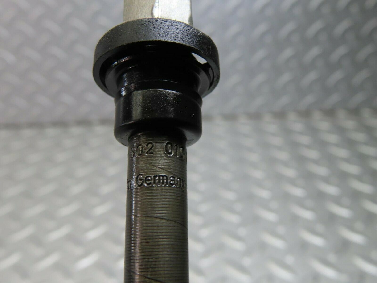 9463 Mercedes-Benz C124 300CE Coupe Fuel Injector Bosch 0437502010