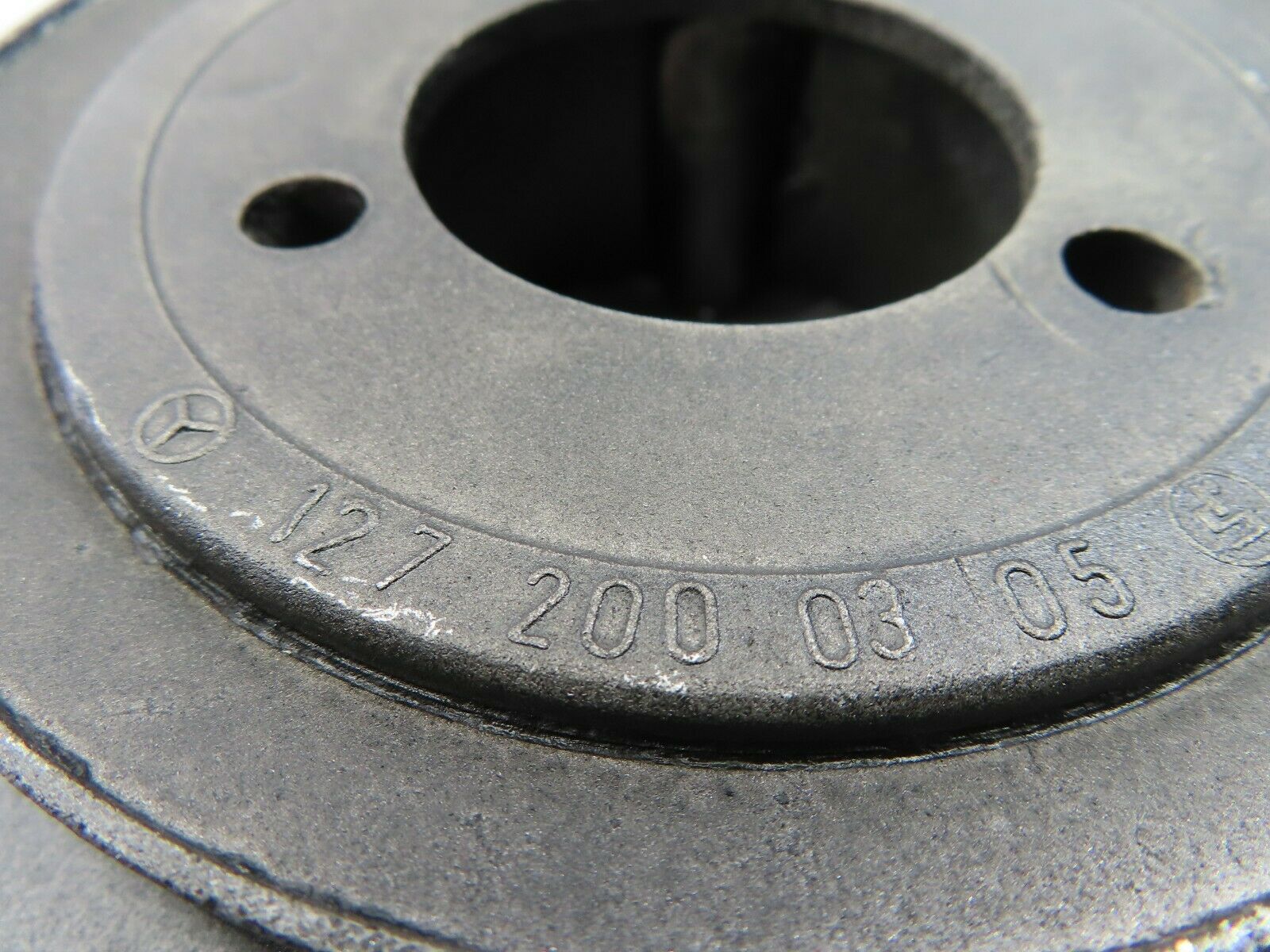 9204 Mercedes-Benz W111 Crankshaft Damper Pulley 1272000305