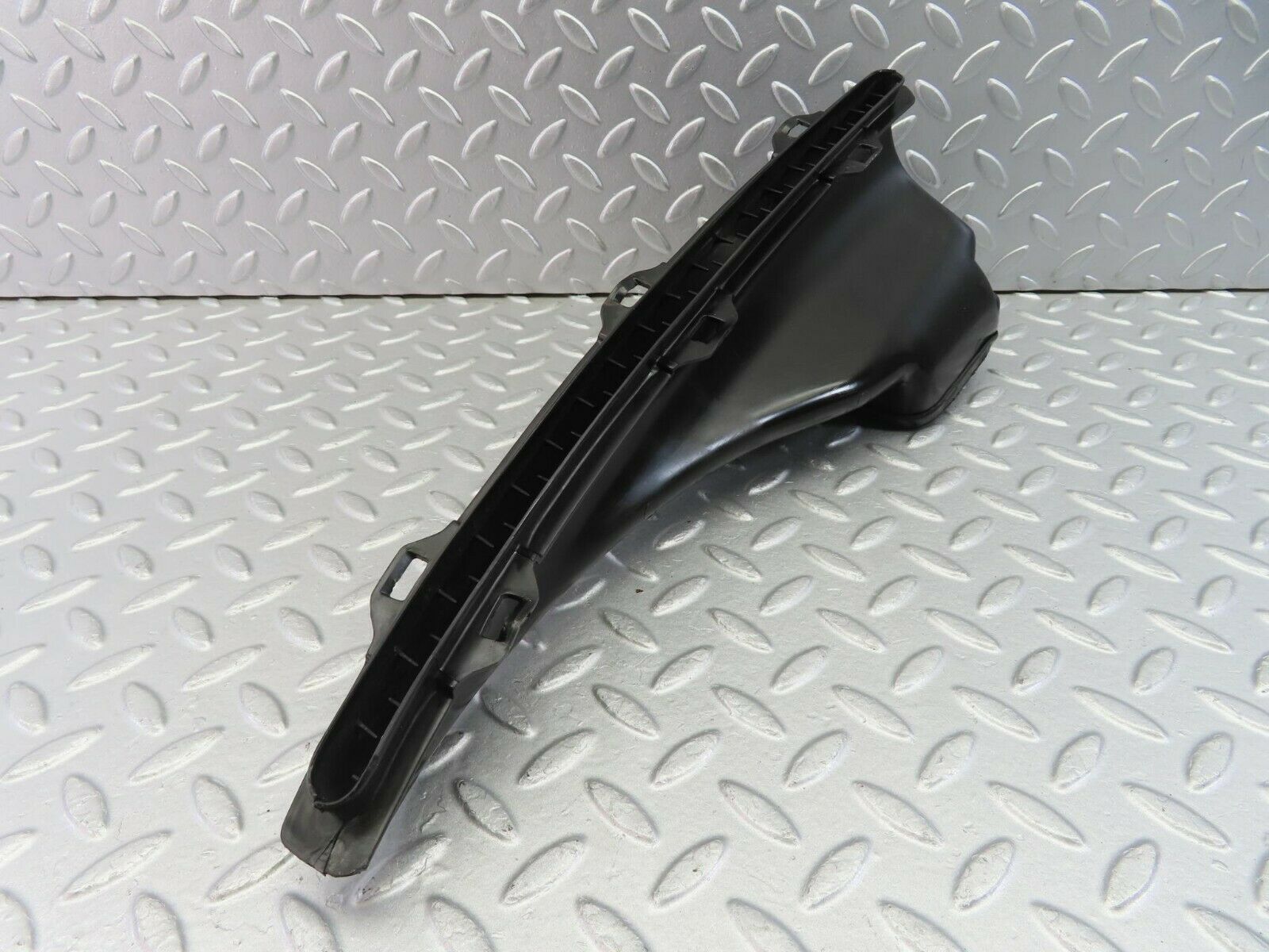 9986 Mercedes-Benz C123 230CE Coupe Air Duct Vent Left Side 1238300119