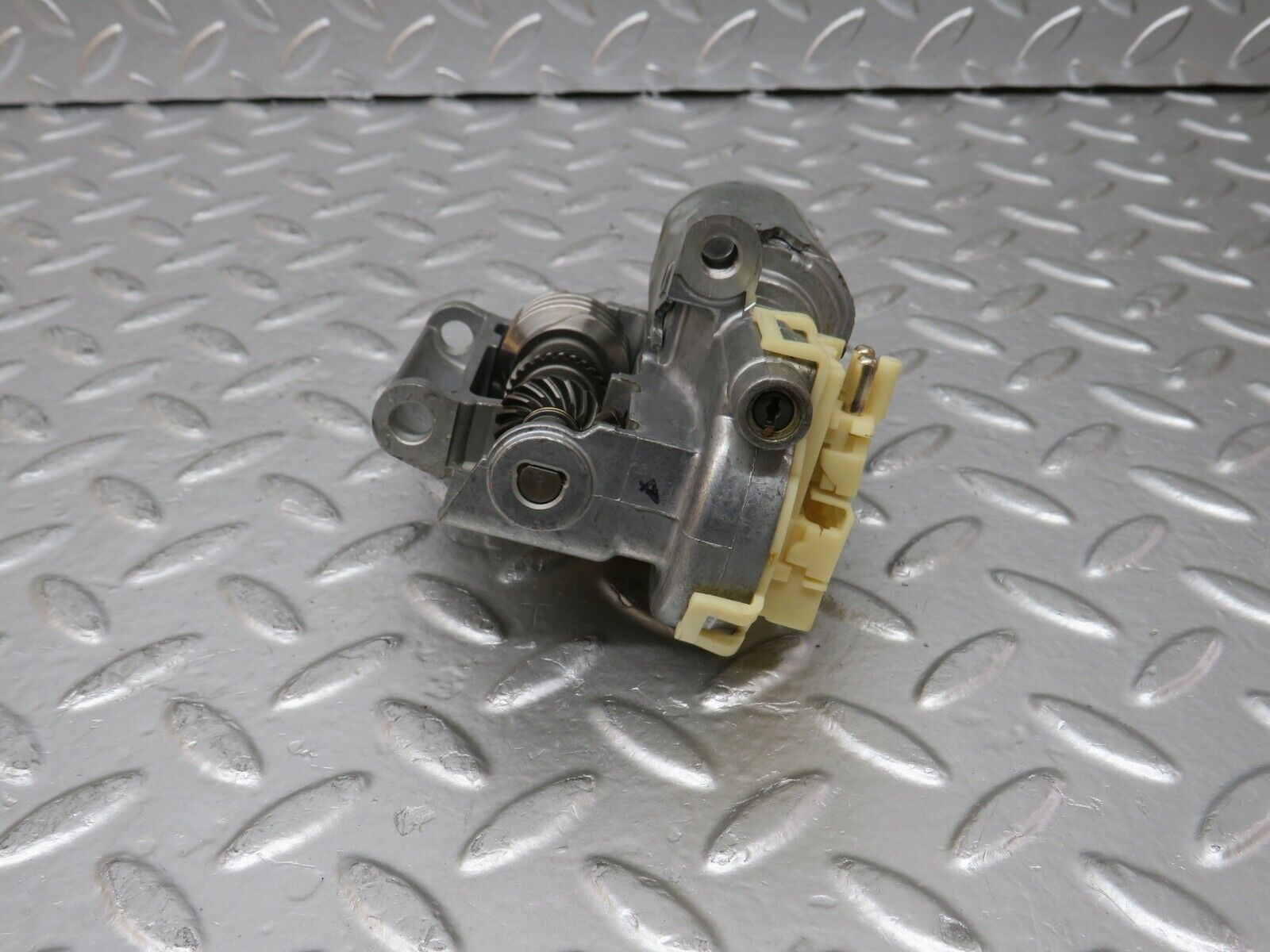 24970 Mercedes-Benz W140 S320 Steering Column Adjustment Motor 1295400888