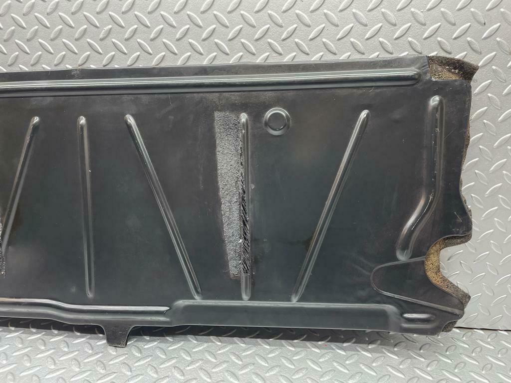0177 Mercedes-Benz W116 350SE Fuel Tank Cover Plate