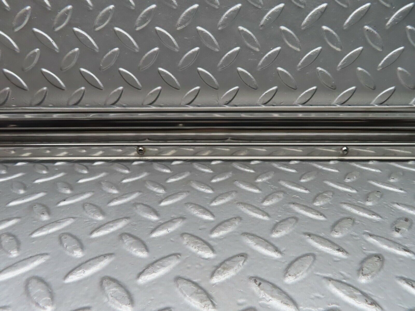 20391 Mercedes-Benz W114 280CE Coupe Left Door Sill Chrome