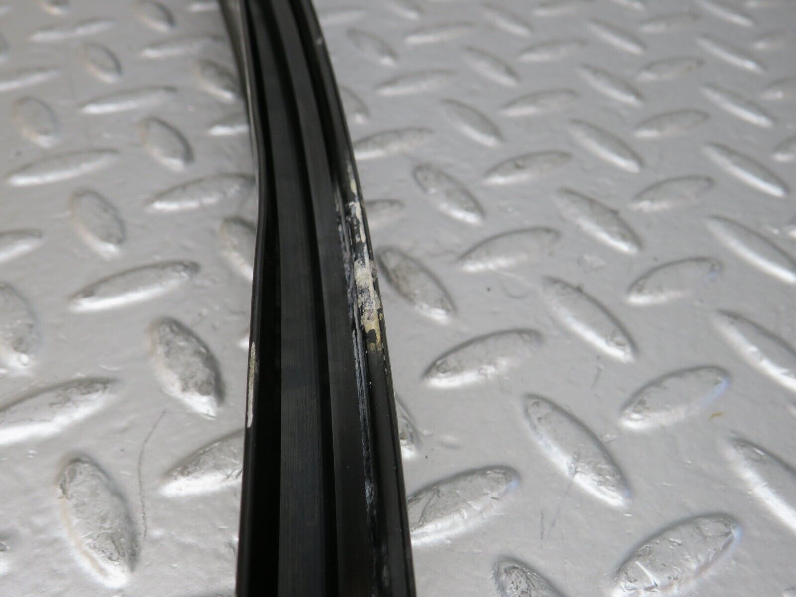 25061 Mercedes-Benz W140 S320 Rear Left Door Window Exterior Trim