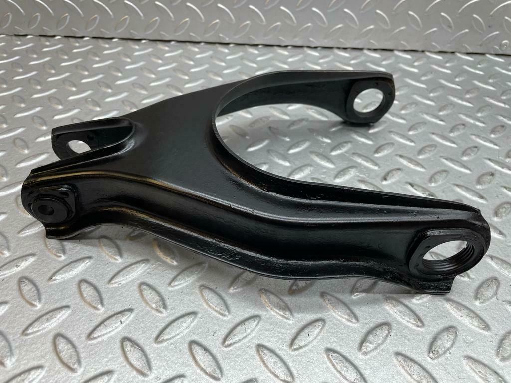 17765 Mercedes-Benz W120 PONTON Front Upper Control Arm Left