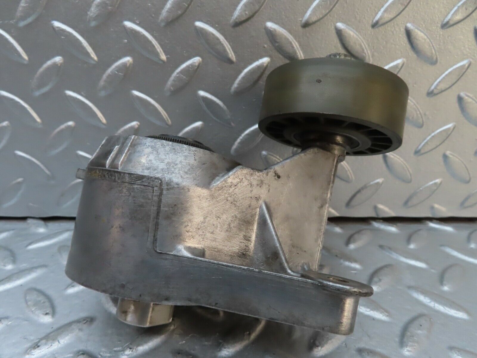 19997 Mercedes-Benz R129 300SL Coupe Belt Tensioner 1032021140