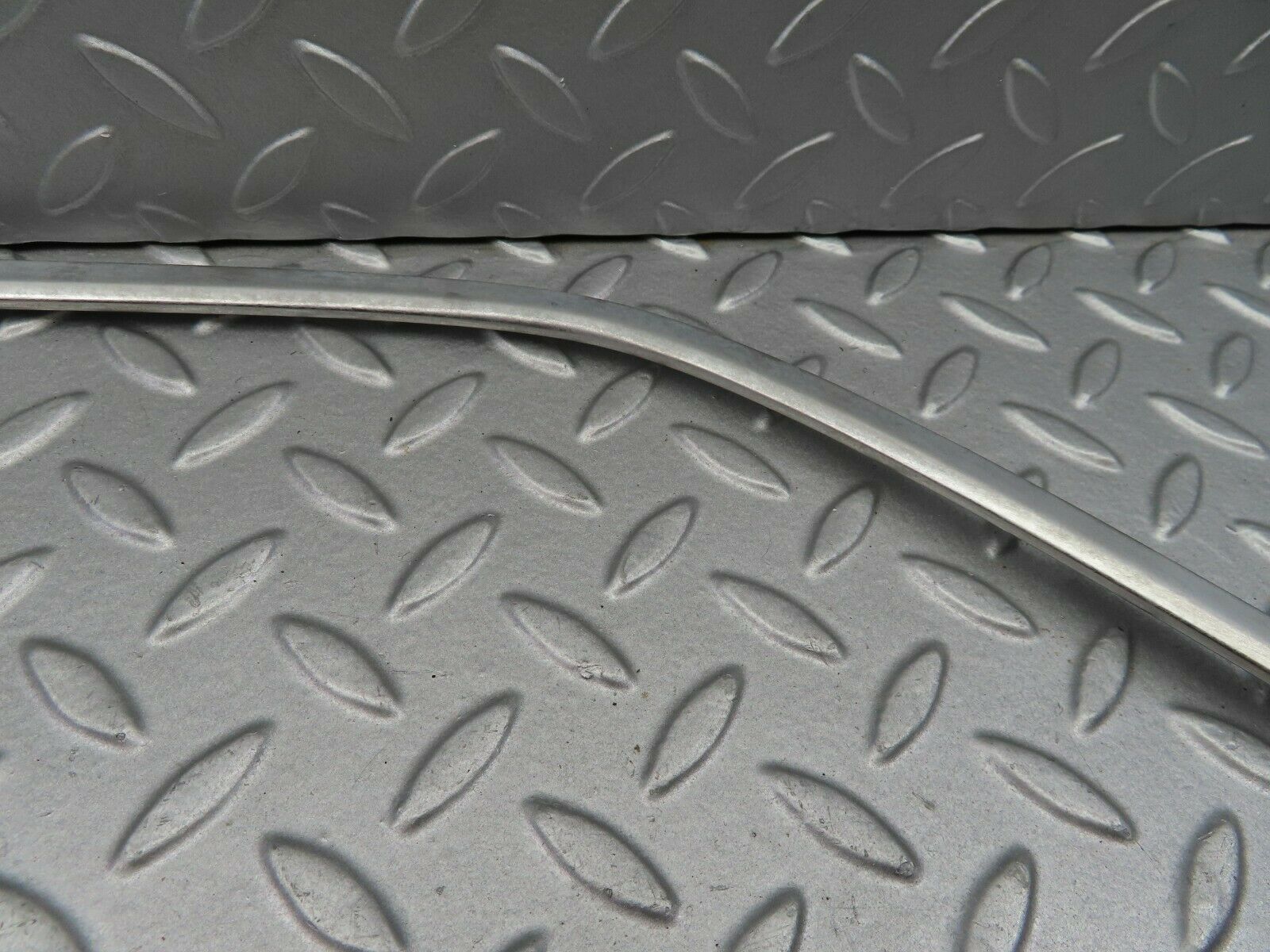 6209 Mercedes-Benz W126 380SE Door Chrome Window Frame Front Right