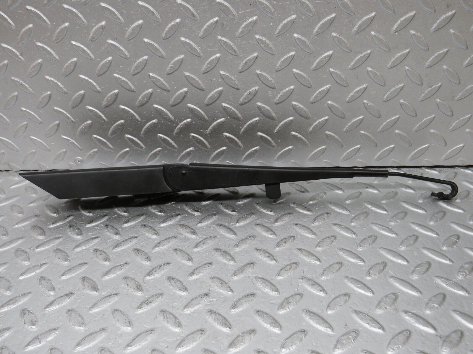 35306 Mercedes-Benz W140 Wiper Arm Right Bosch