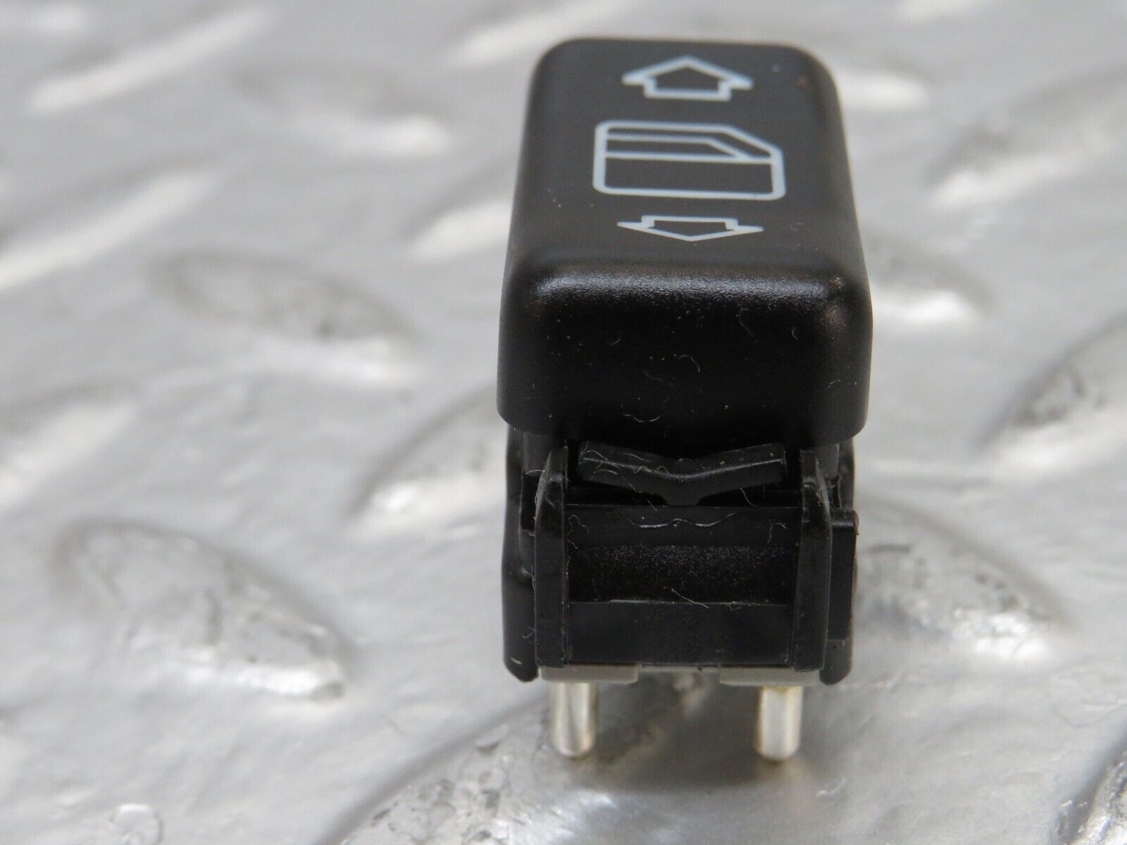 25738 Mercedes-Benz W124 280E Electric Window Switch Right 1248209410