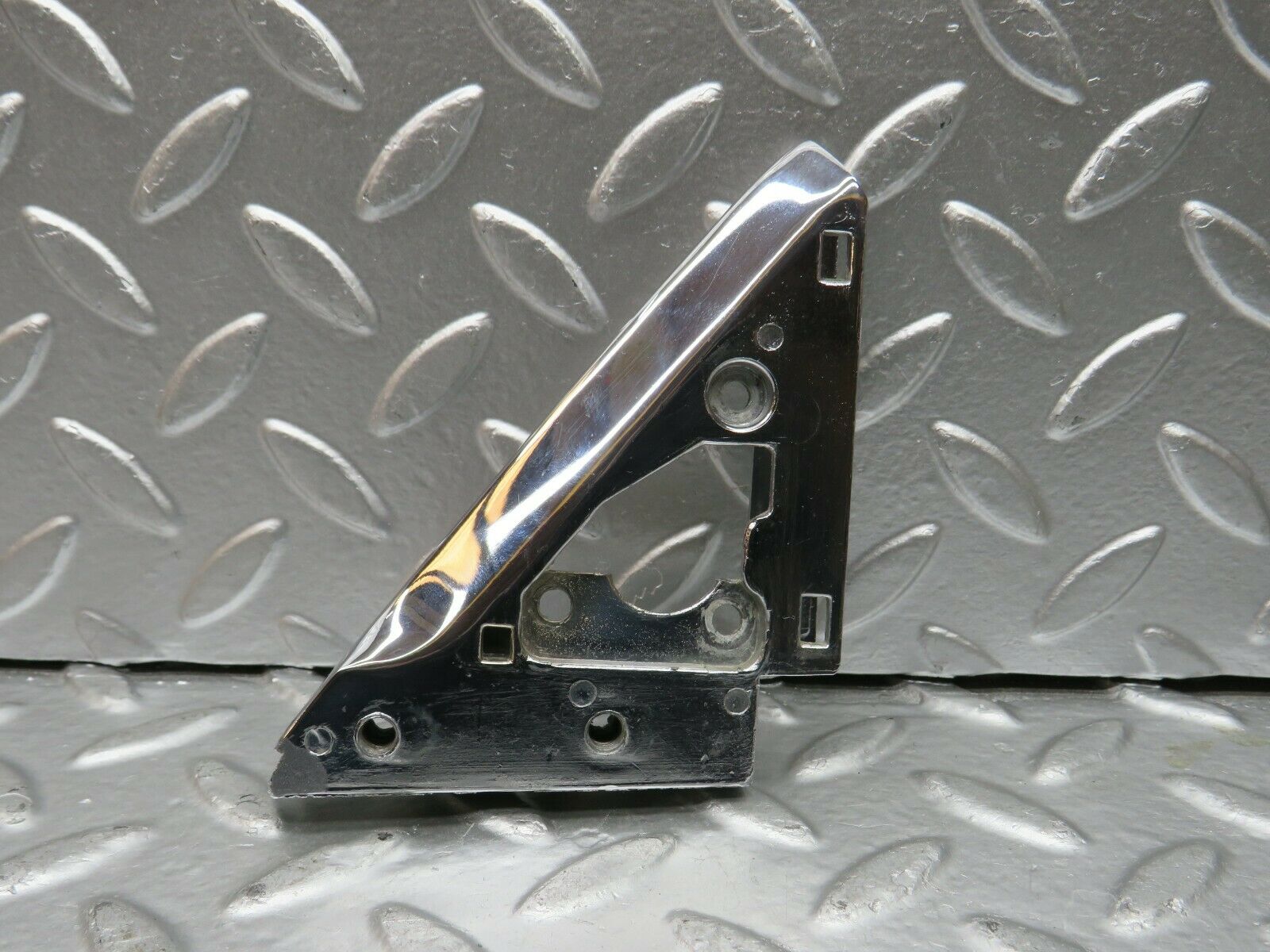 22753 Mercedes-Benz C107 450SLC Coupe Right Wing Mirror Triangle Chrome Bracket