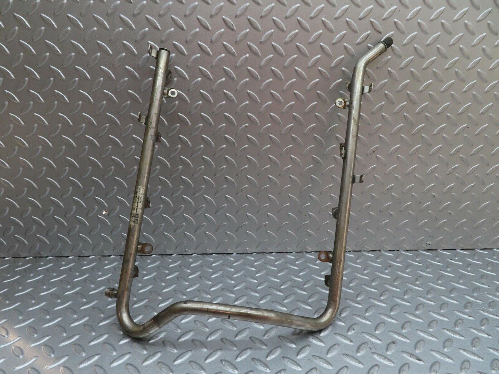 13391 Mercedes-Benz W220 S430 Fuel Injector Rail 1130700595