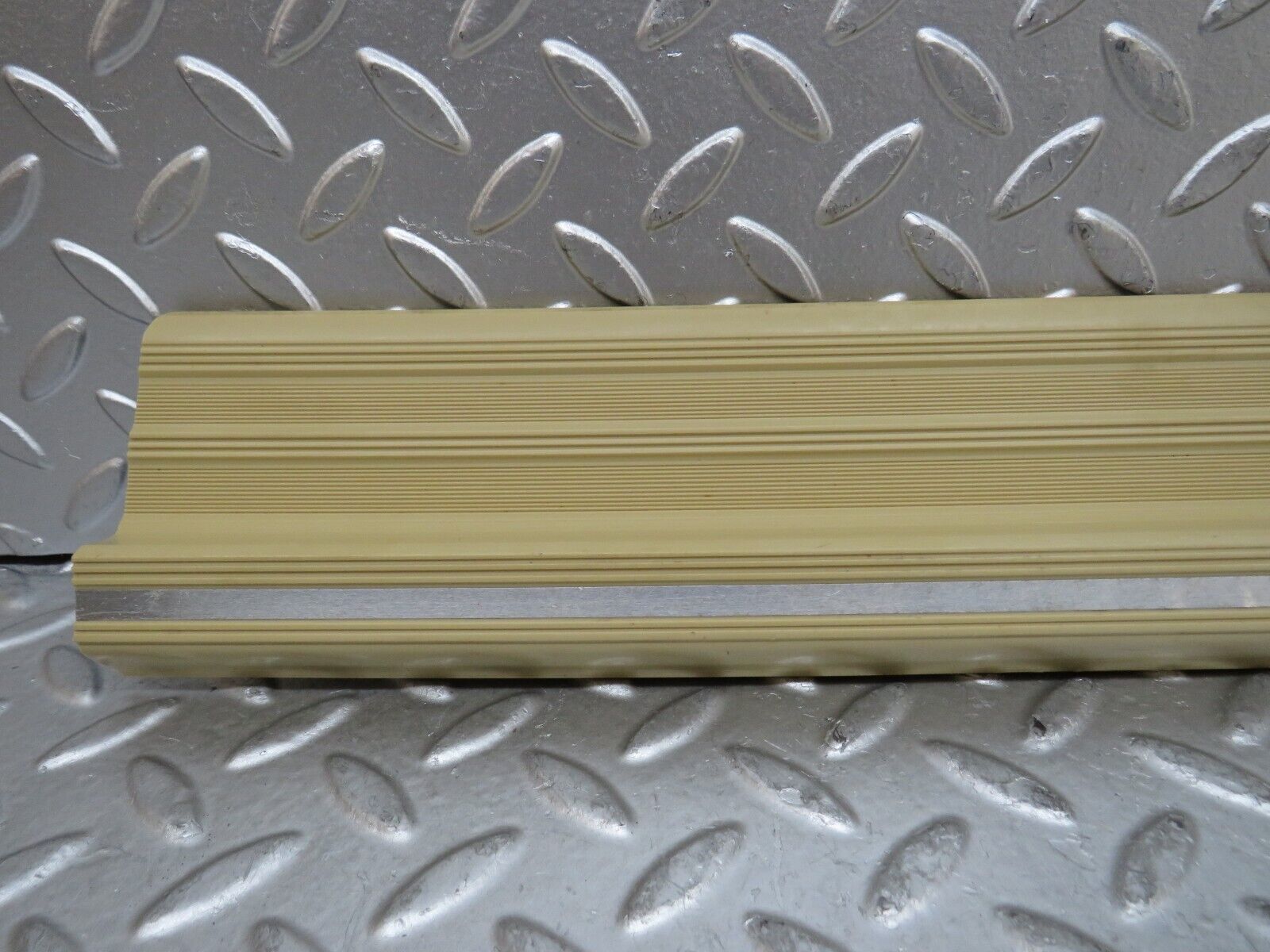 29740 Mercedes-Benz W123 230E Front Right Door Sill Trim Beige