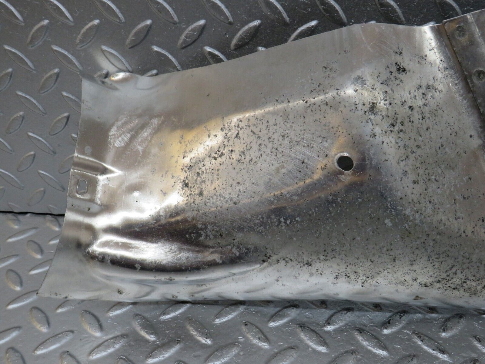 34504 Mercedes-Benz C126 380SEC Coupe Exhaust Heat Shield