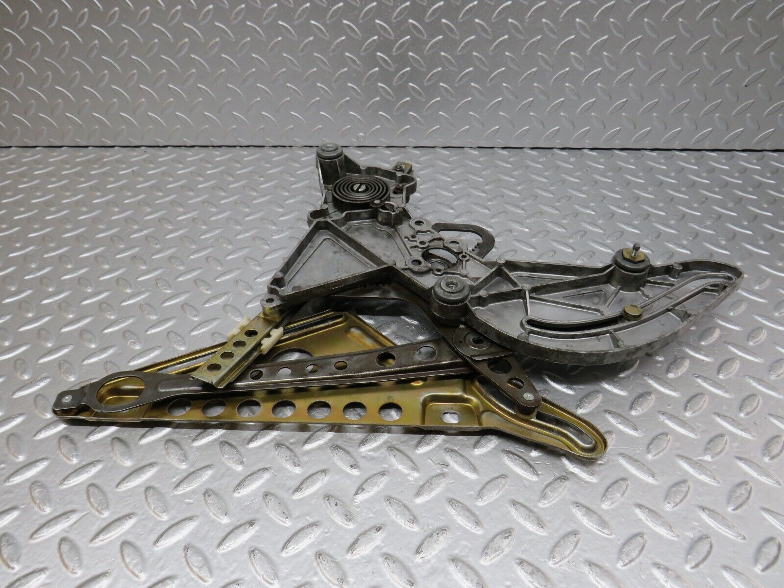 34299 Mercedes-Benz C126 380SEC Coupe Rear Left Power Window Regulator