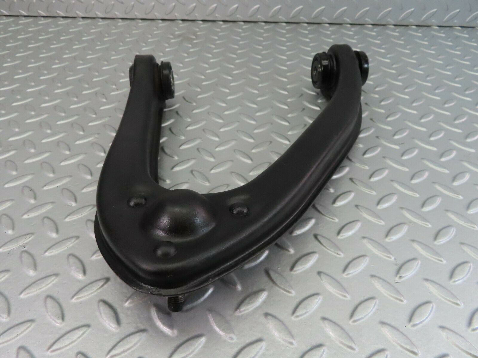 7214 Mercedes-Benz C107 350SLC Coupe Upper Control Arm Right