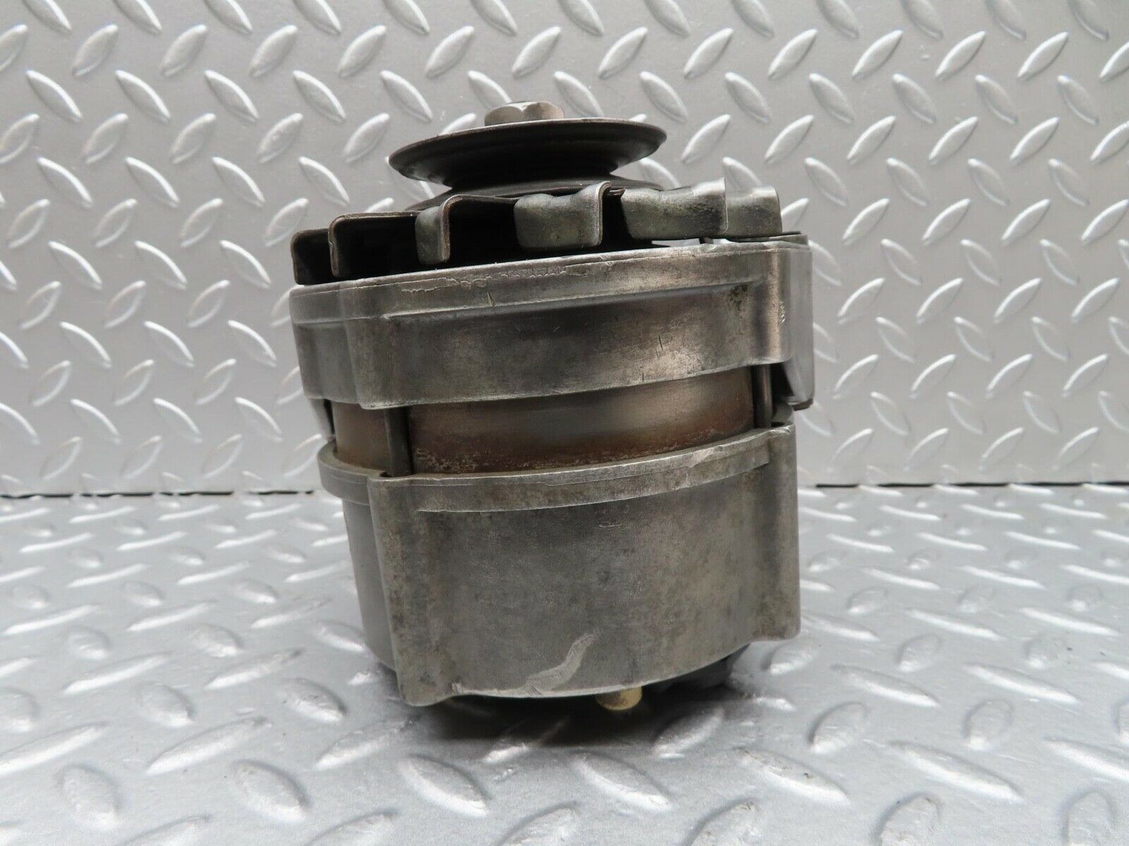 14022 Mercedes-Benz C107 280SLC Alternator Generator 1125884221