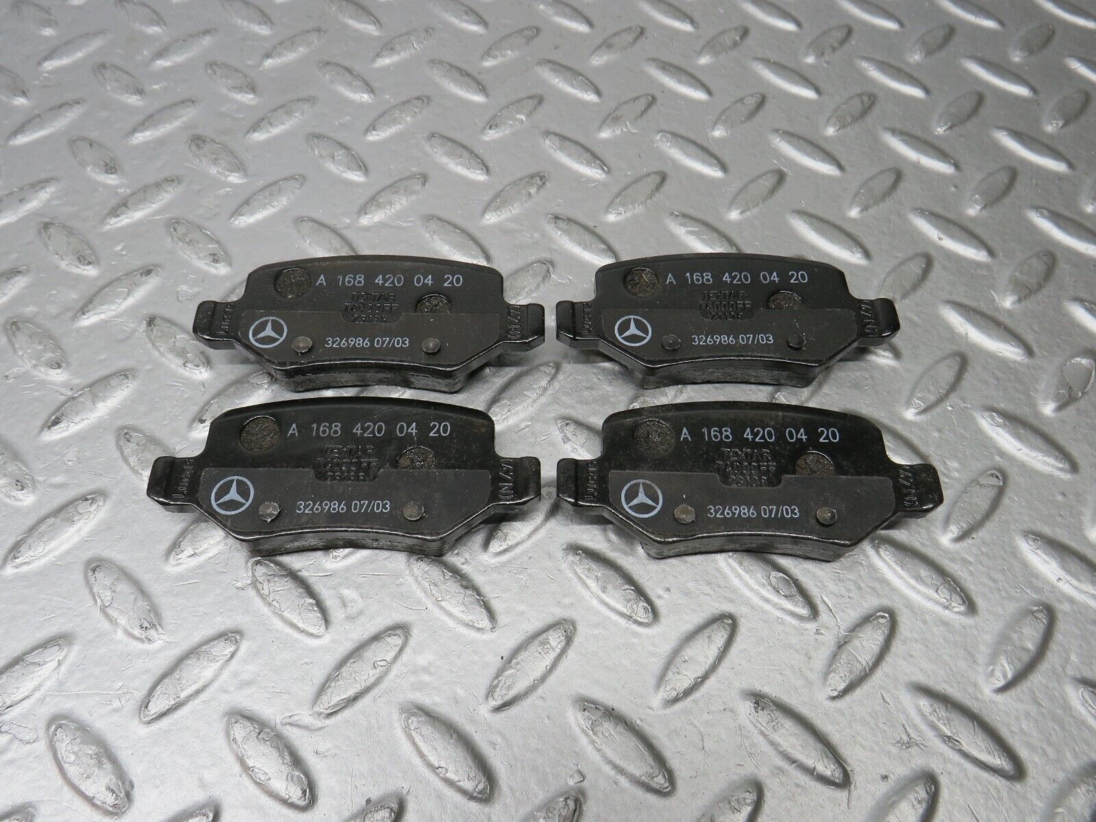 38208 Mercedes-Benz W168 Genuine Rear Brake Pads New 168420042005