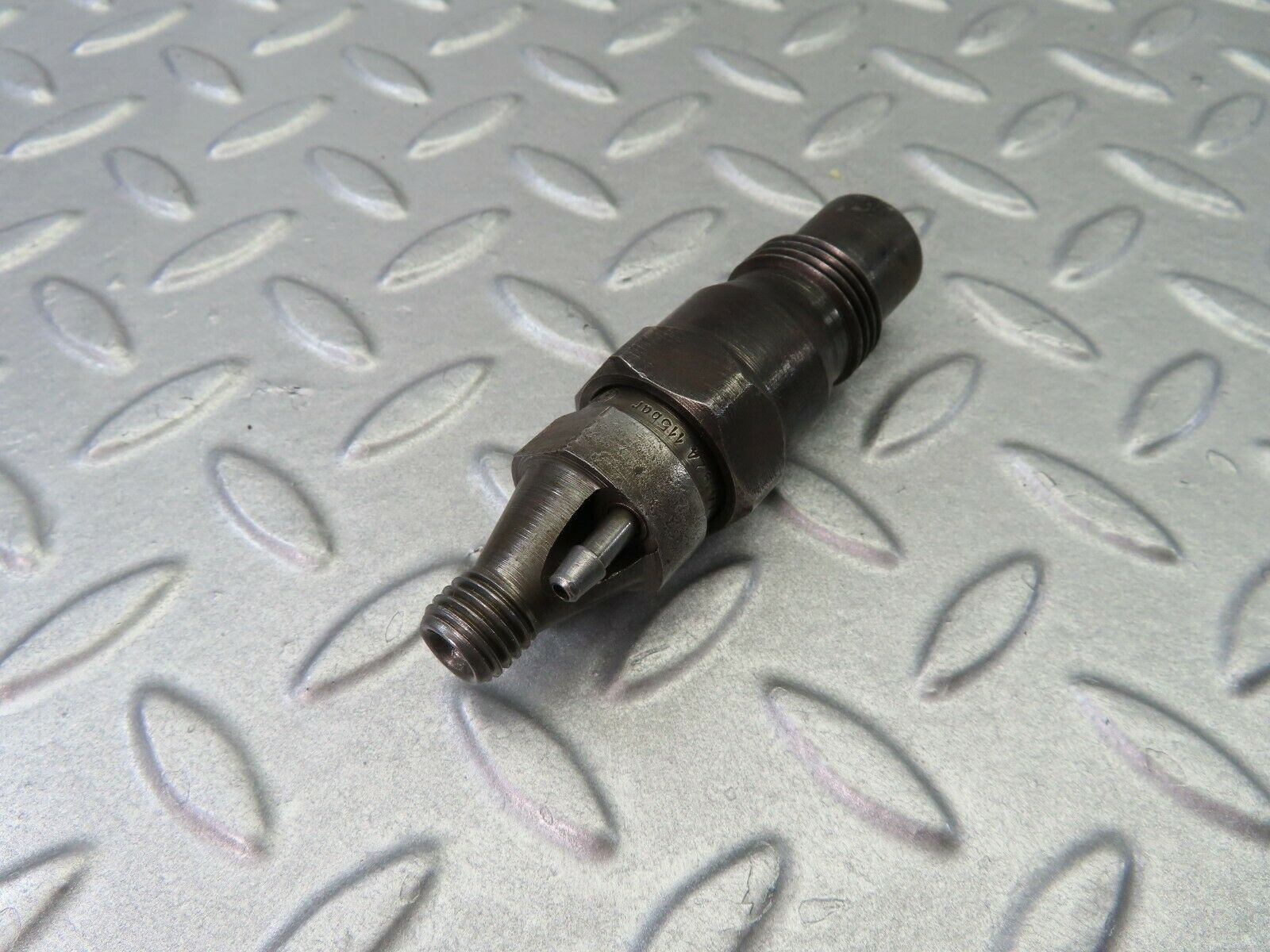 7954 Mercedes-Benz W116 Fuel Injector Bosch OM617