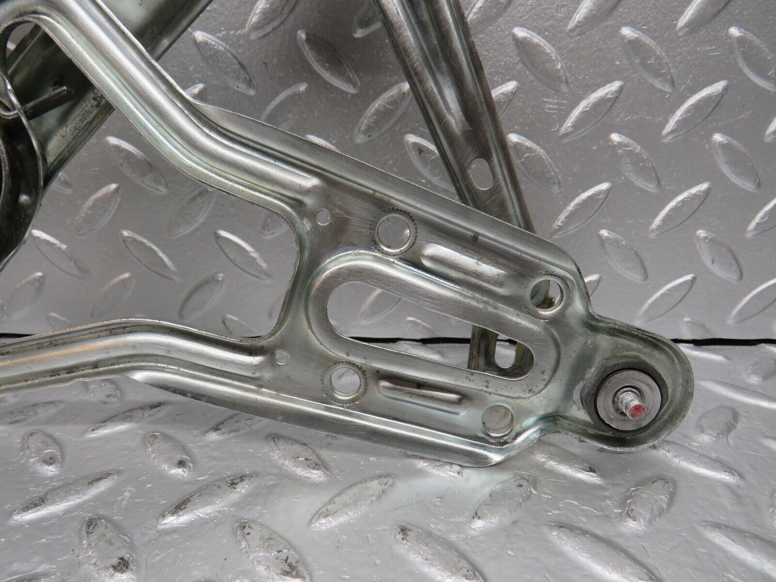 31202 Mercedes-Benz S124 220TE Wagon Front Left Power Window Regulator