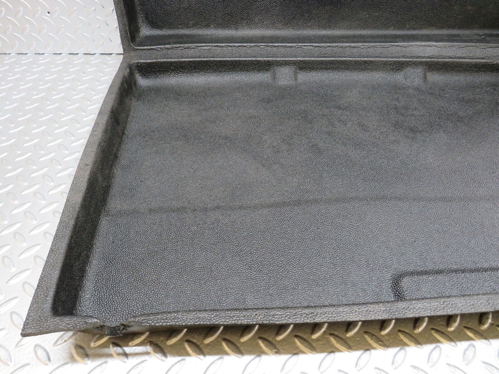 28213 Mercedes-Benz S123 240D Wagon Trunk Cover Sponge Tray