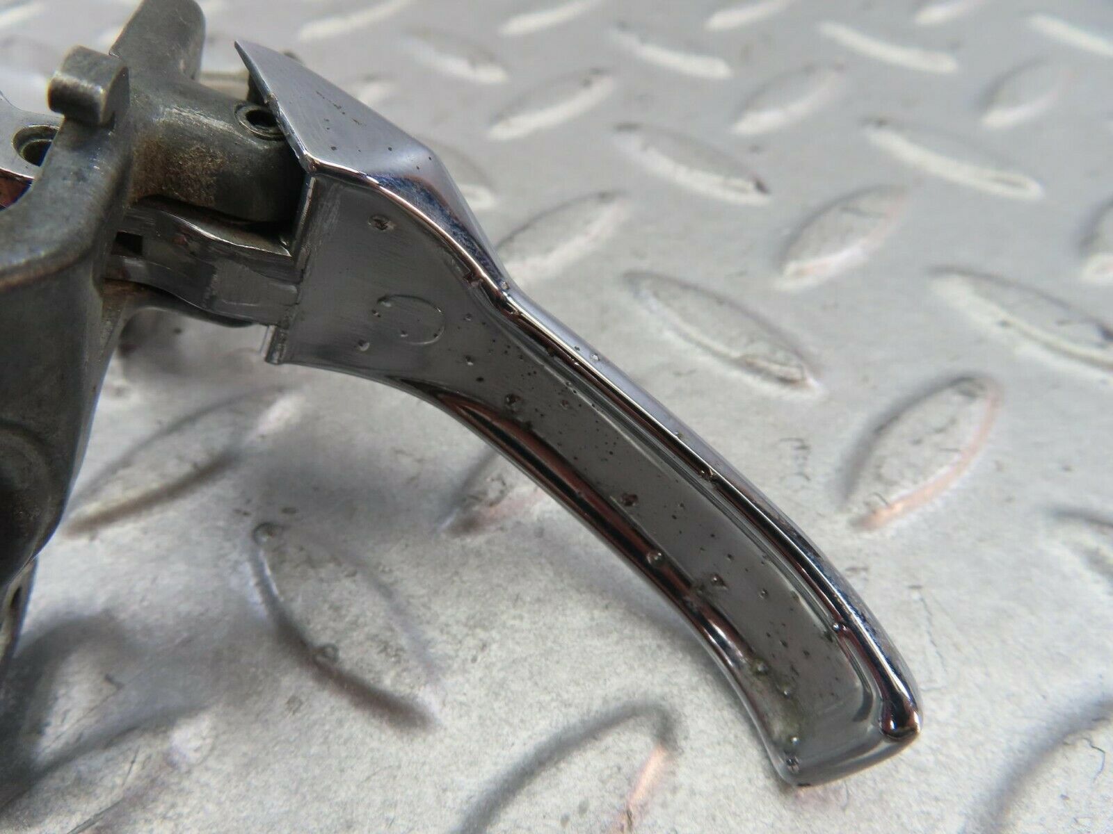 8727 Mercedes-Benz W115 Right Interior Door Handle Chrome 1107660419