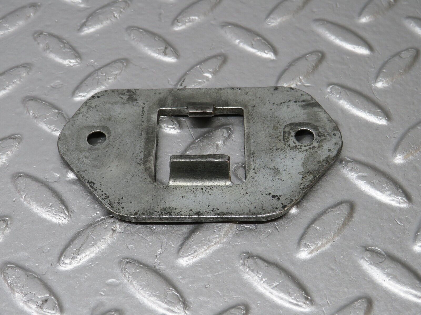 40291 Mercedes-Benz W110 230 Bonnet Lock Latch