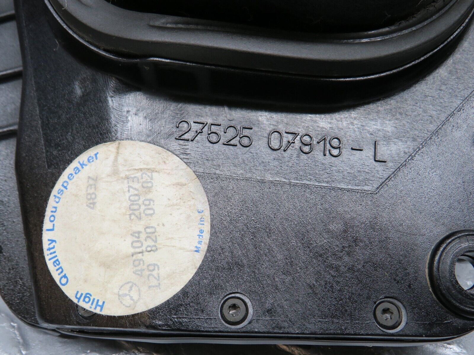 38445 Mercedes-Benz R129 280SL Coupe Left Door Speaker 1298200902