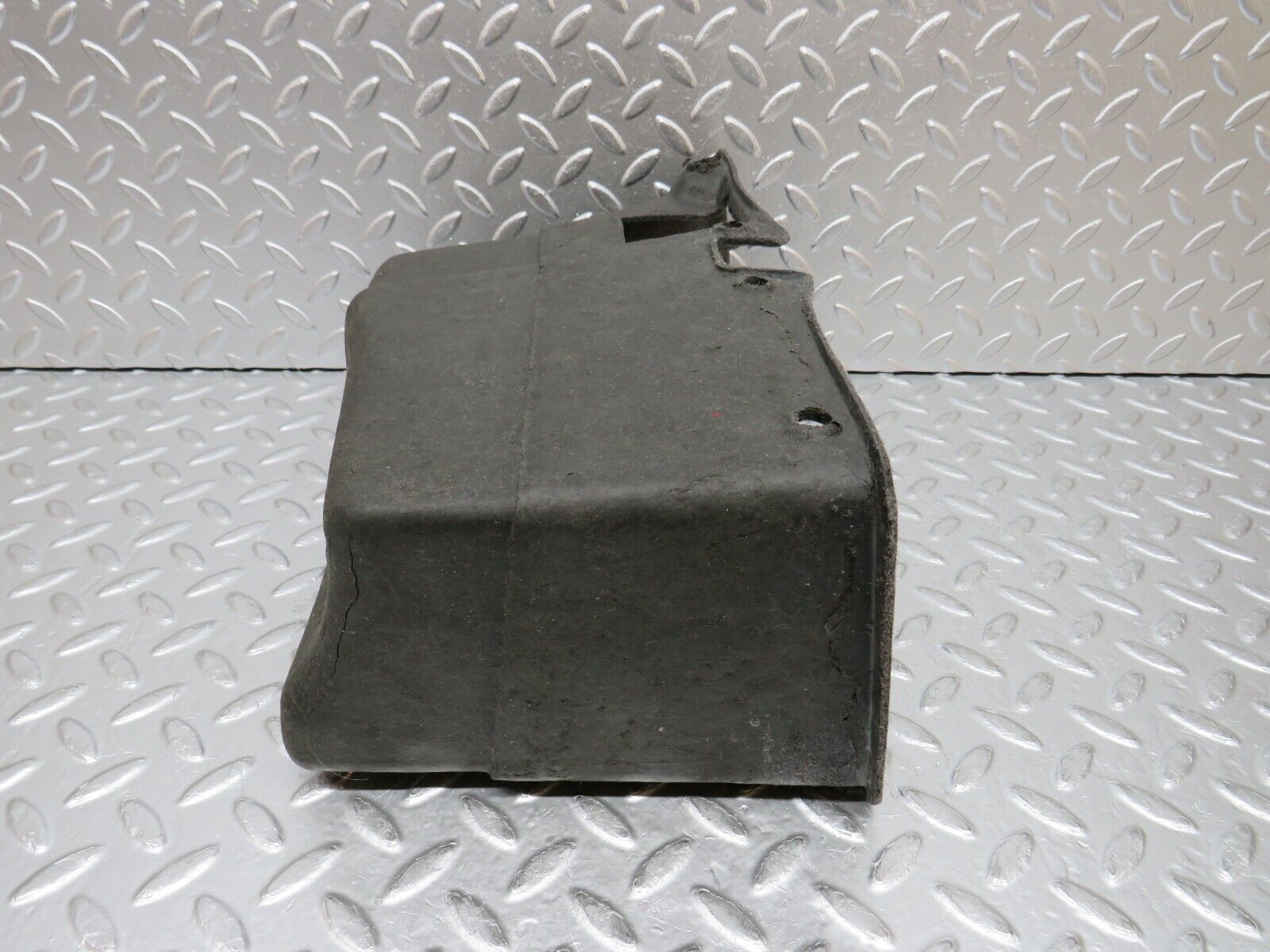 31343 Mercedes-Benz S124 220TE Wagon Glove Box 1246800191