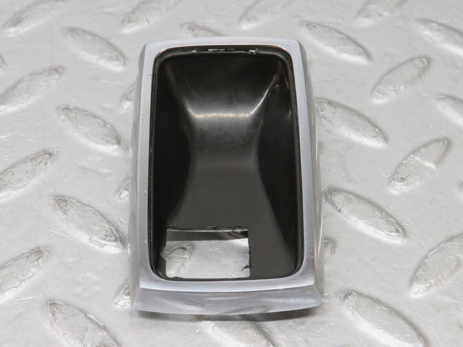 35816 Mercedes-Benz W108 Chrome Frame For Door Opener Front Right