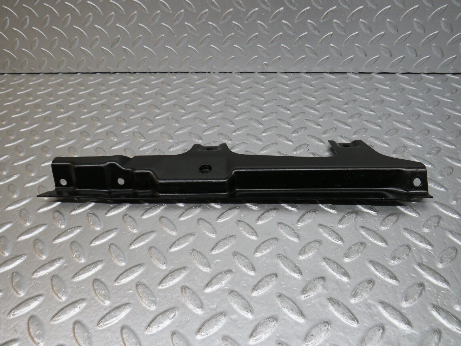 0808 Mercedes-Benz C107 350SLC Coupe Rear Right Inner Window Seal Holder Bracket