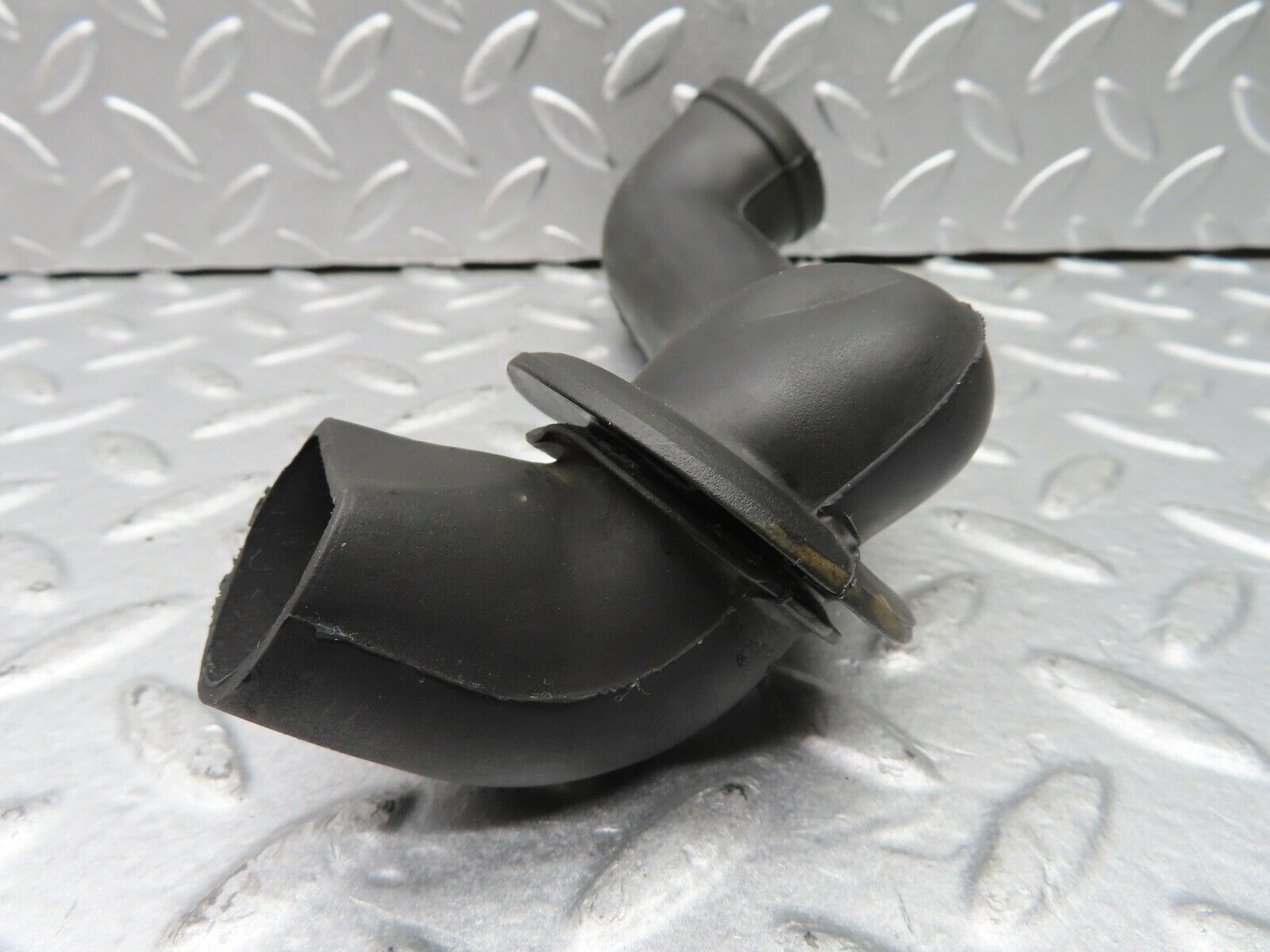 20164 Mercedes-Benz R129 300SL Coupe Heater Drain Pipe 1296280169