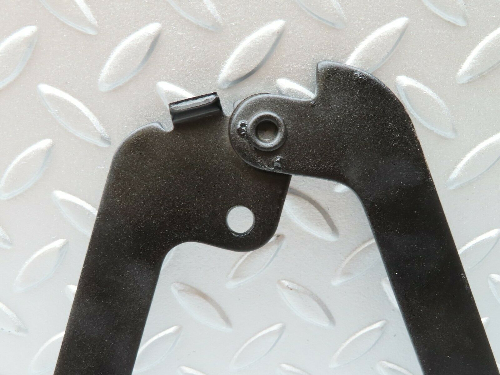 4711 Mercedes-Benz W114 280CE Coupe Right Bonnet Hinge